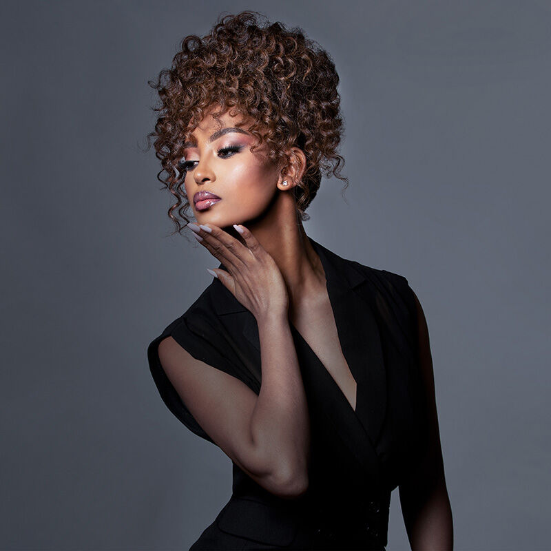 Royal Treatment Ultimate Control Hair Spray